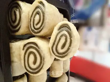 Oat bean dregs and green tea rolls