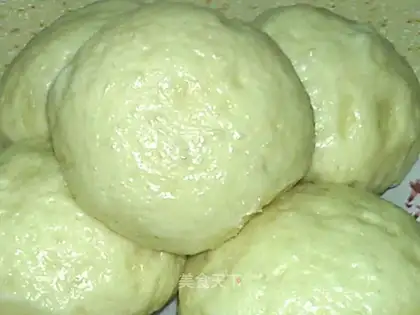 Milk steamed buns