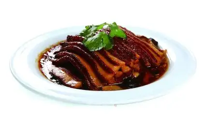 Family braised pork