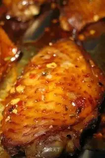 Roasted chicken wings with honey