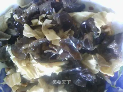 Cold salad dried bean skin fungus