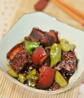Shuixiang gluten roast pork