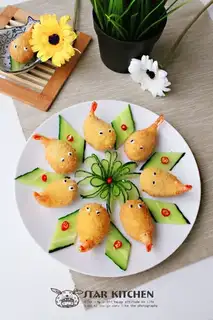 Shrimp balls with sesame heart