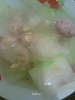 Winter melon meatball soup