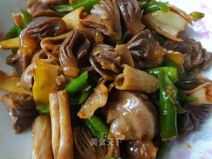stir-fried duck gizzards with green pepper
