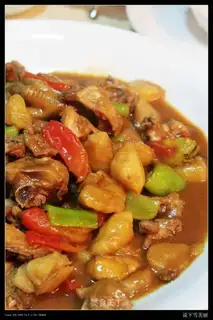 Xinjiang saute spicy chicken