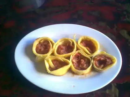 Mixed sauce with noodles