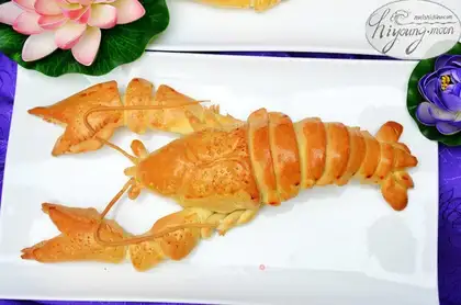 Lobster bread
