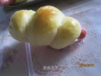 sausage bun