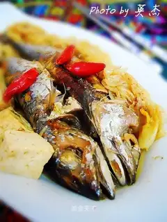 Herring fish, cabbage and tofu pot