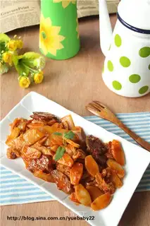 Sausage and spicy cabbage fried rice cake