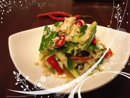 Spicy cucumber and bean skin