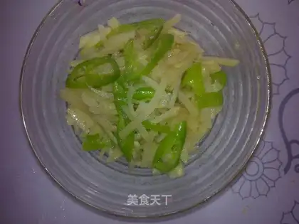 stir-fried shredded potatoes