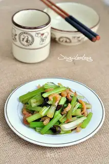 Cold rice and celery
