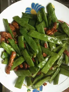 stir-fried shredded pork with green beans