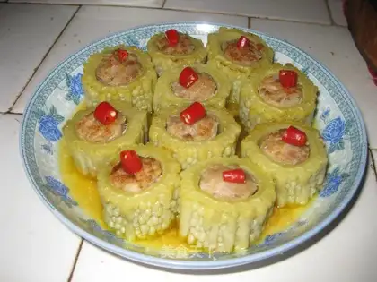 Hakka stuffed bitter gourd