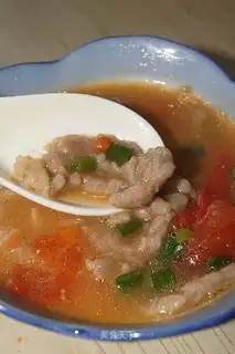Tomato beef soup