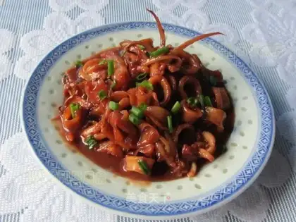 Red square squid