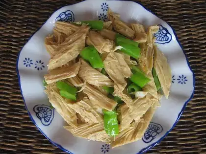 stir-fried tofu with pepper