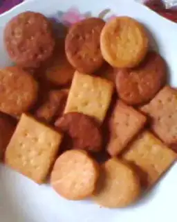soda crackers