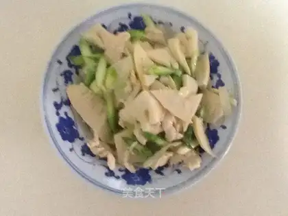 Double bamboo shoot chicken slices