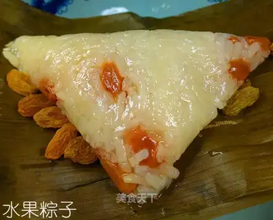 Raisin rice dumplings