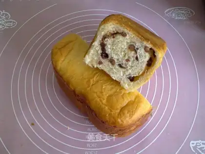 red bean bread