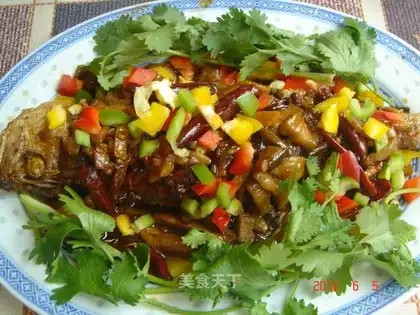 Dry roasted yellow croaker