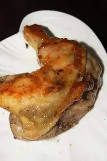 Home-made salt-roasted chicken legs