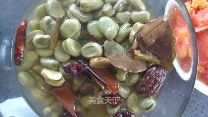 oil-soaked broad bean