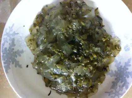 stir-fried pickles with vermicelli skin