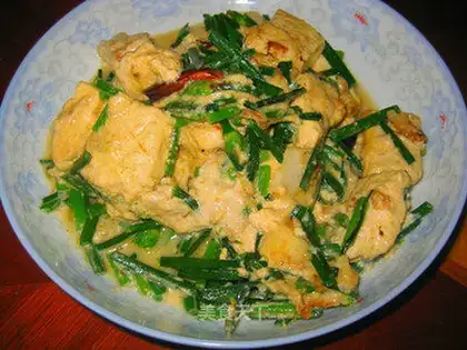 Smelly tofu with leek flowers