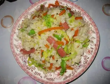 Fried rice with mixed vegetables and sausage