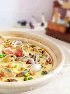 Steamed eggs with clams