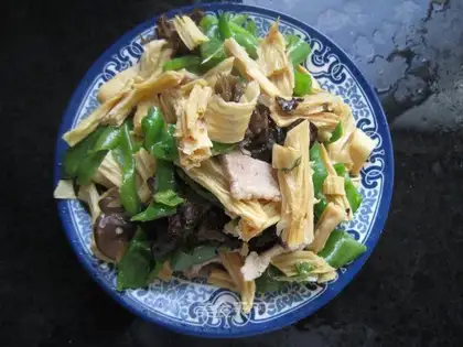 pork slices of tofu bamboo