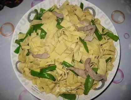 Chilled tofu with pepper
