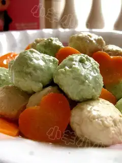 Two-color love meatballs