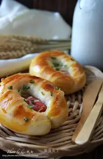 sausage bun