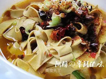 Boiled dried tofu