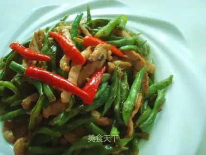 stir-fried shredded pork with green beans