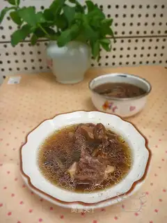 Stewed tea tree mushroom with oxtail