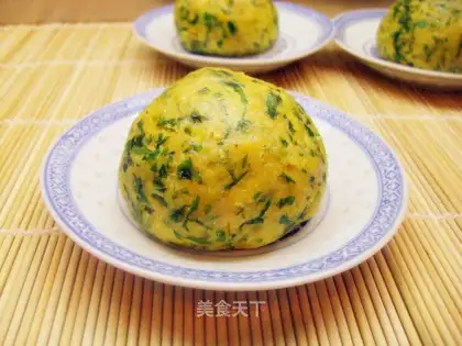 Corn flour and vegetable buns