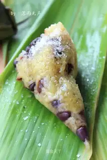 Red bean rice dumplings