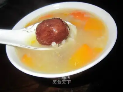 Sweet dates and pumpkin rice porridge