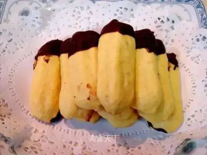 Chocolate finger cookies