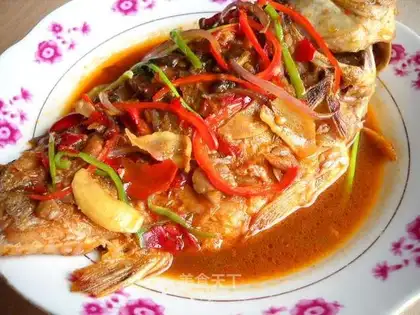 Crucian carp in bean paste