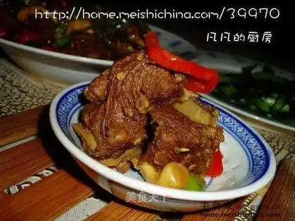 Roasted pork ribs with mushroom