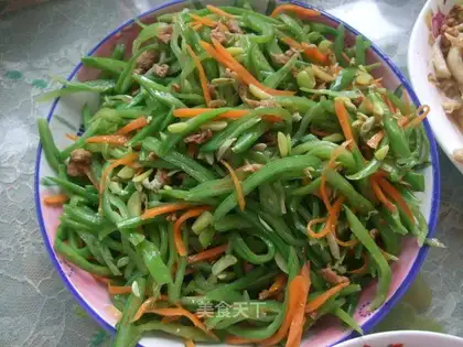 Flavor shredded beans