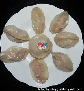 Dumplings with watermelon skin and meat filling