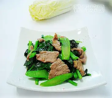 stir-fried beef with cabbage
